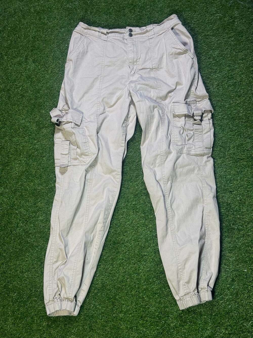 Garage Twill Utility Cargo Jogger Pants in Sand